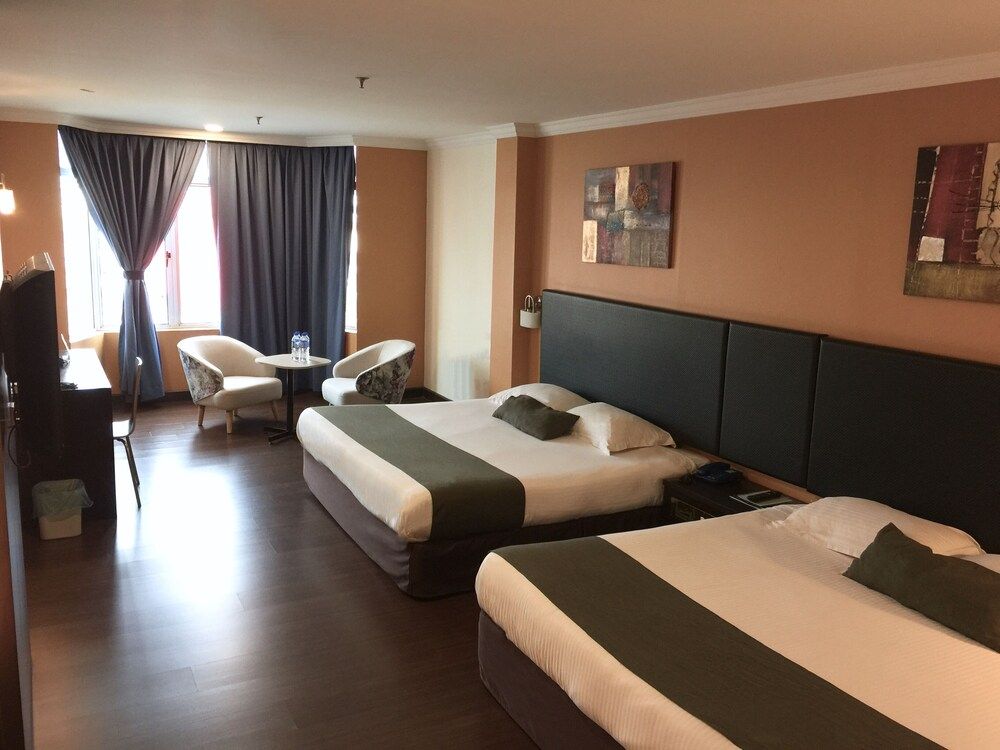 Legend Inn Taiping Junior Suite 2