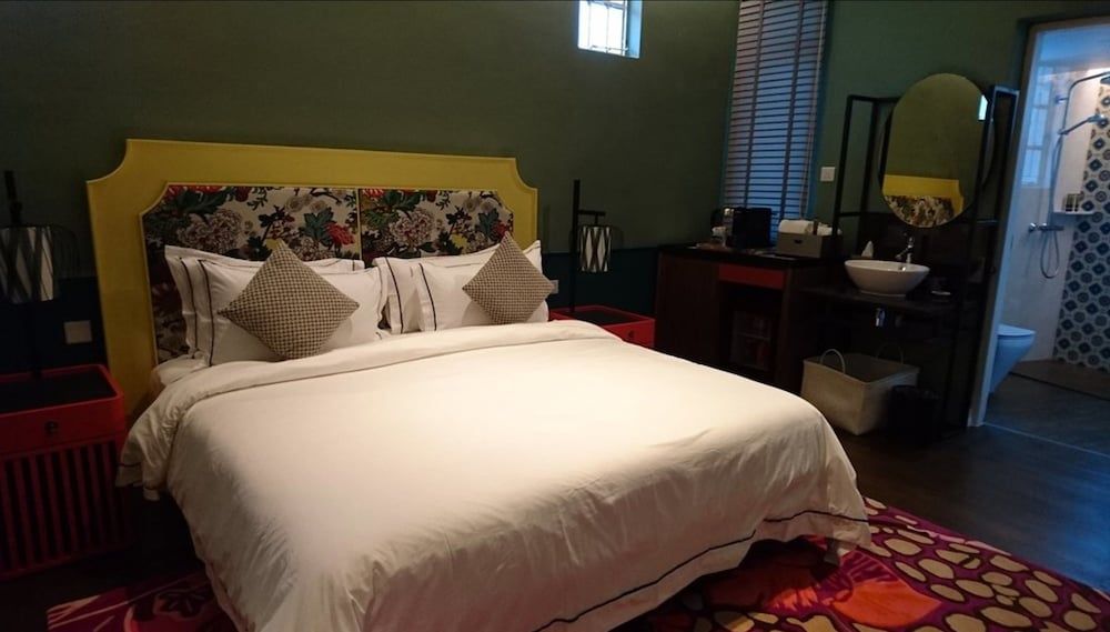 undefined The Edison George Town 7