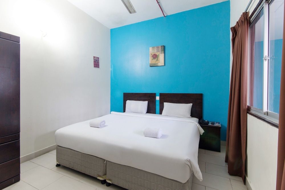 Hotel Grand Mutiara Deluxe Room 3