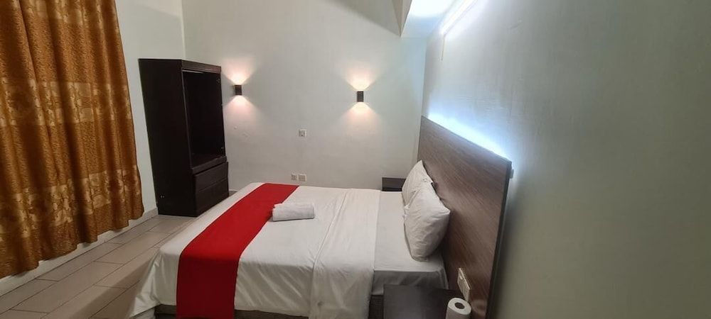 Hotel Grand Mutiara Deluxe Room 5