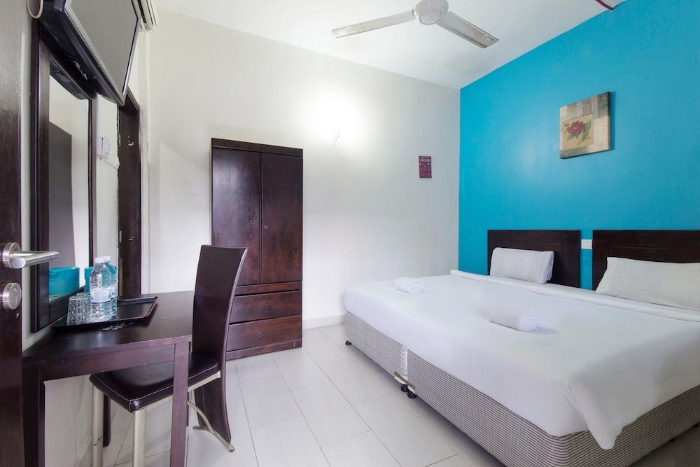 Hotel Grand Mutiara Deluxe Room 2