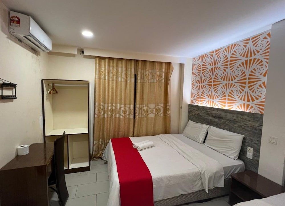 Hotel Grand Mutiara Deluxe Room 3