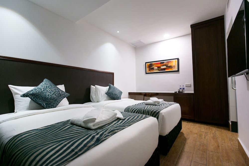 undefined Belllo Hotel JB Central 2