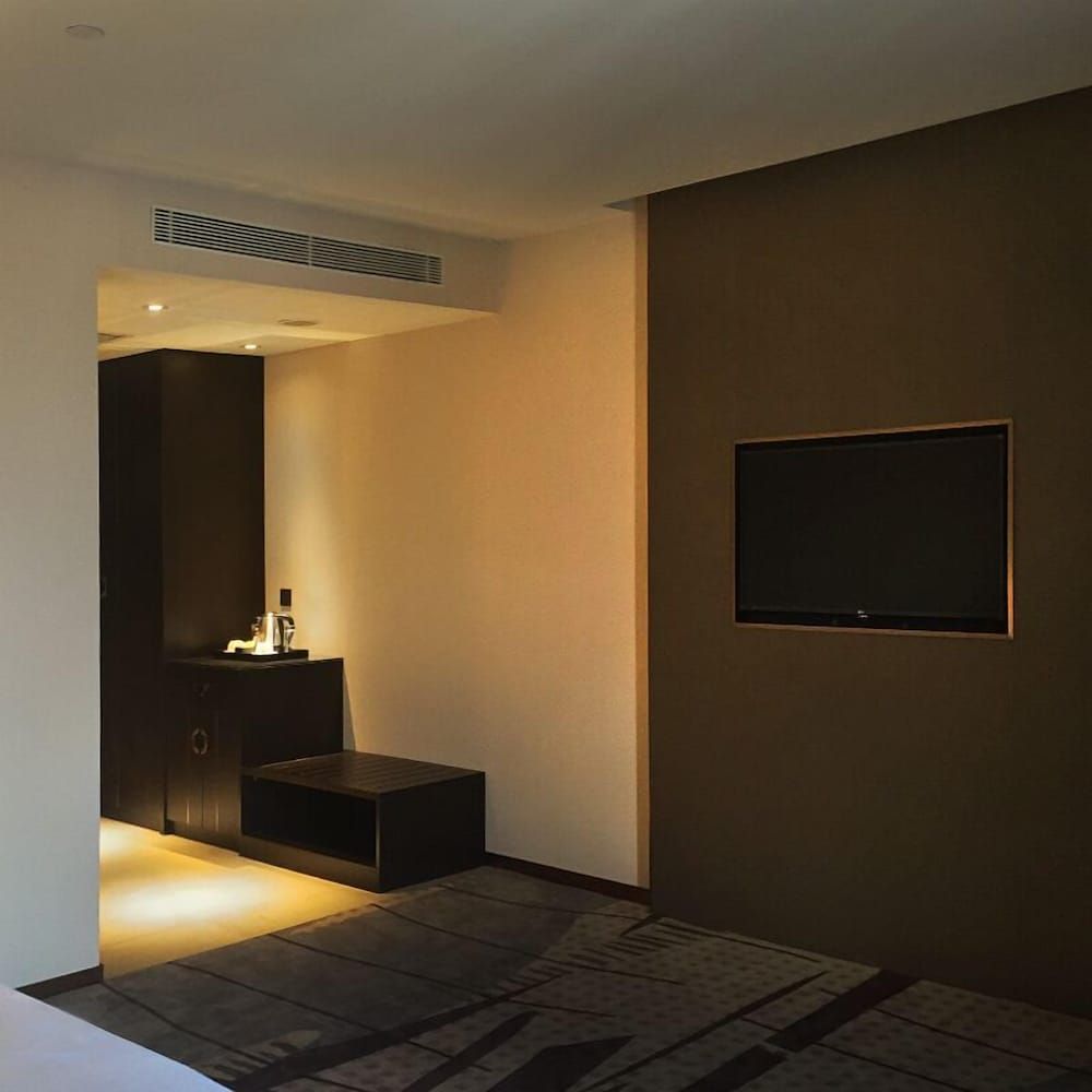 Geno Hotel Junior Suite 10