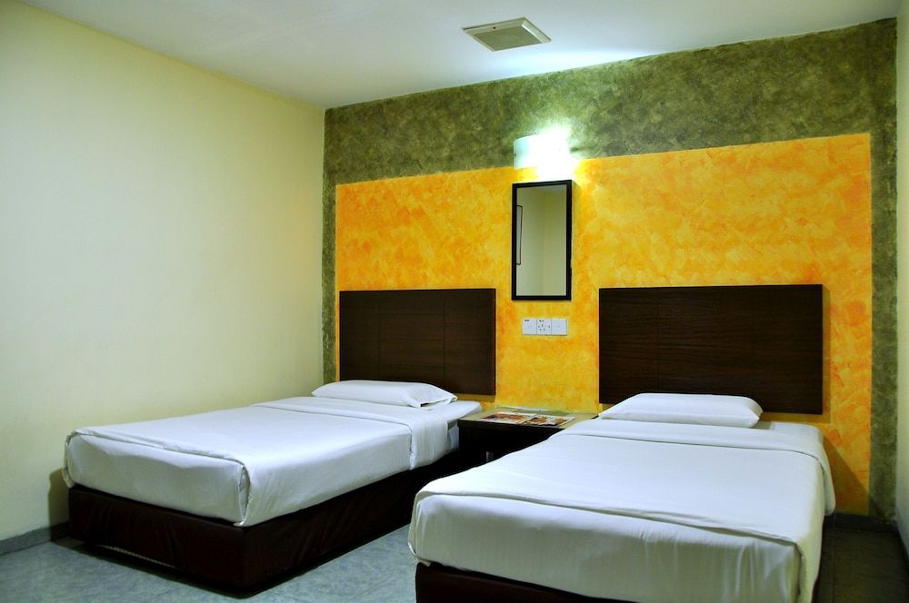 undefined Golden Bay Hotel 6