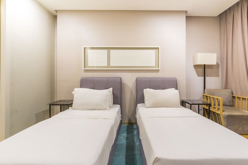 188 Suites by Namastay Family Apartment, 2 Bedrooms 6