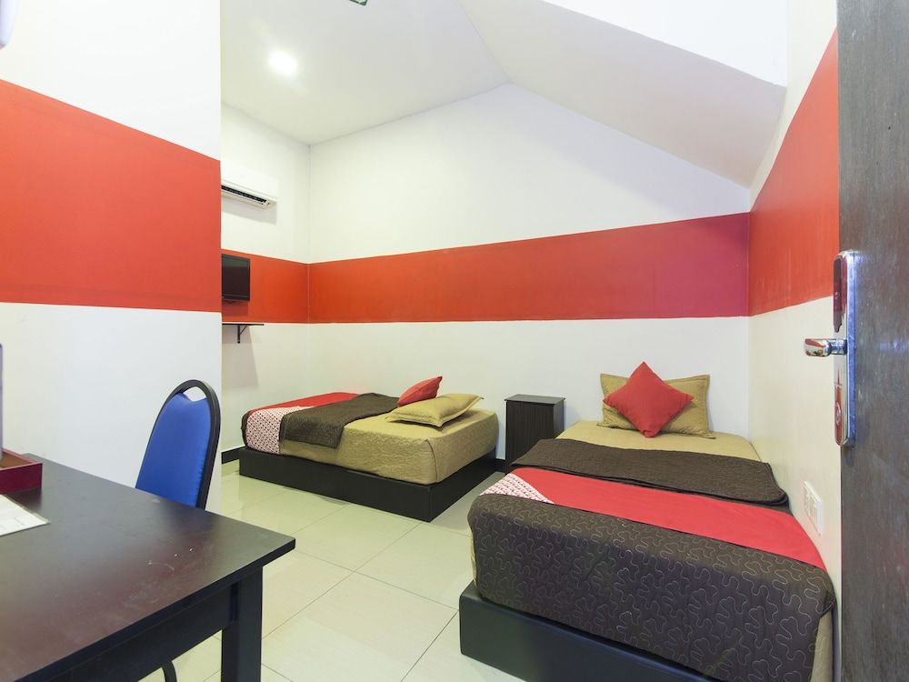 undefined Night Queen Hotel