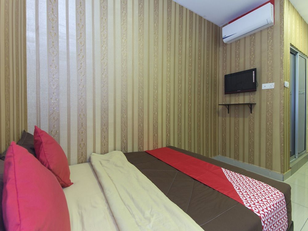 Night Queen Hotel Standard Double Room 3