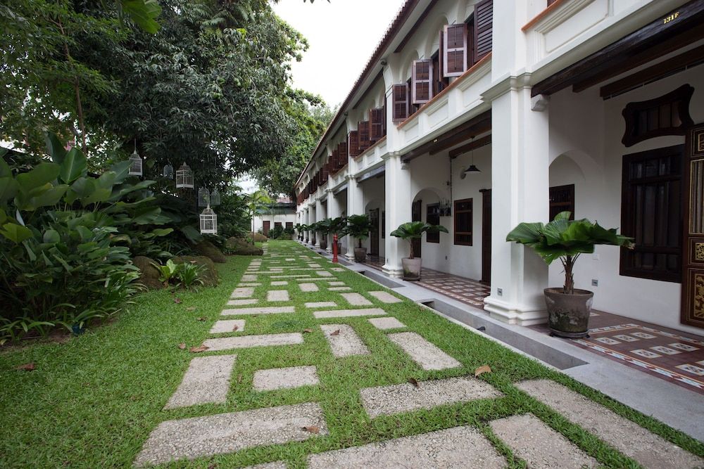 undefined Muntri Grove 10