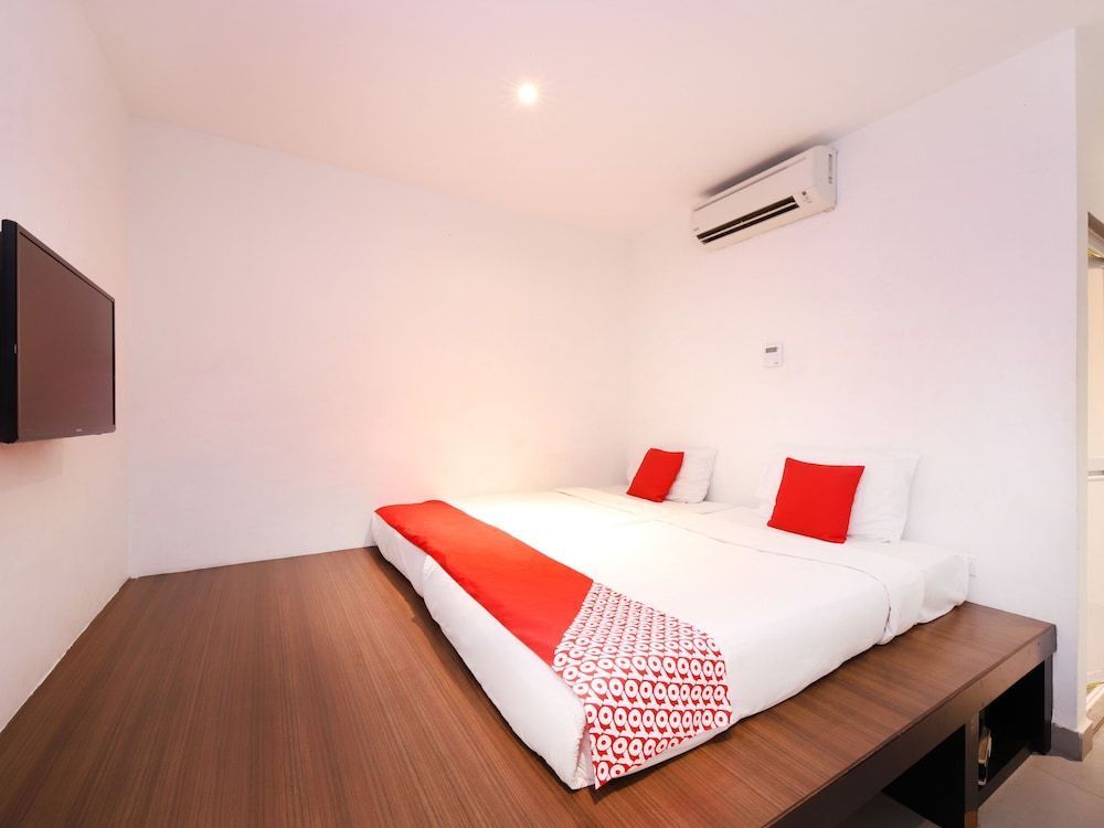 Hotel O Link Inn Standard Twin Room 2