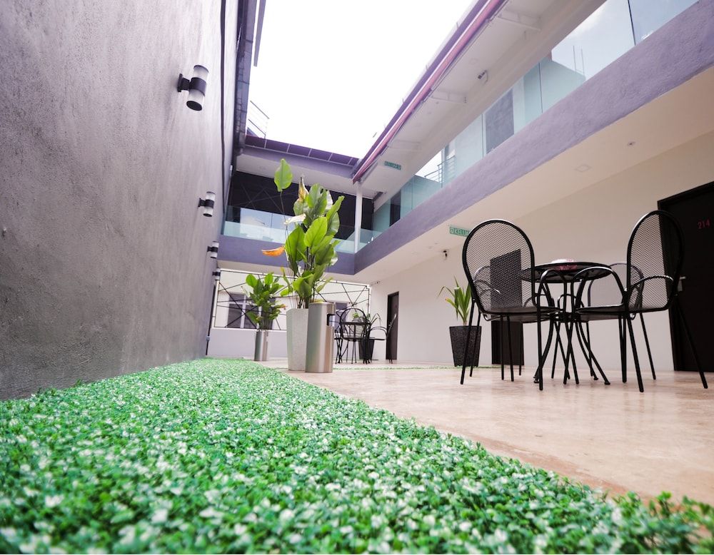 undefined Hotel Mezzo