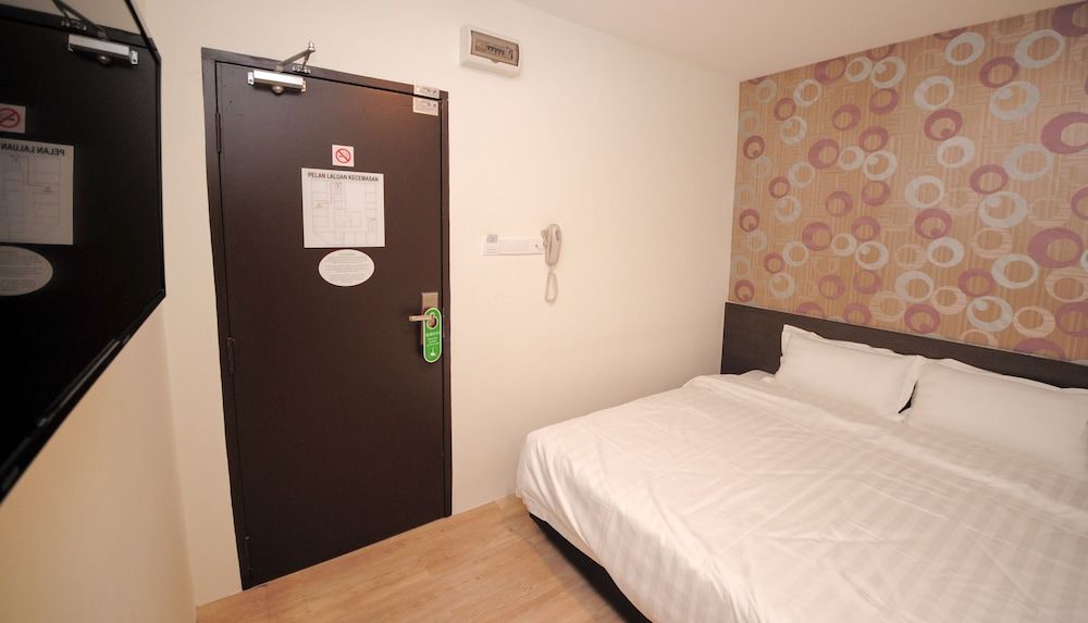 Hotel Mezzo Superior King Room 2