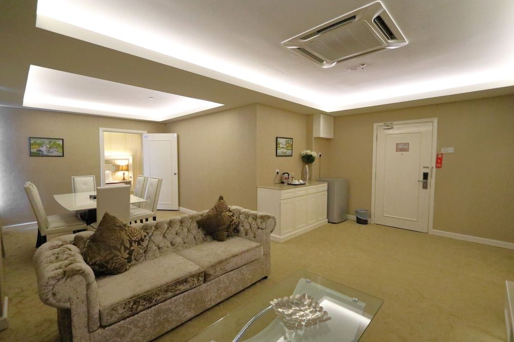 The Guest Hotel & Spa Presidential Suite, 2 Bedrooms 5