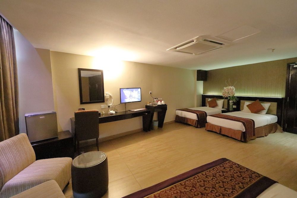 The Guest Hotel & Spa Family Room 3