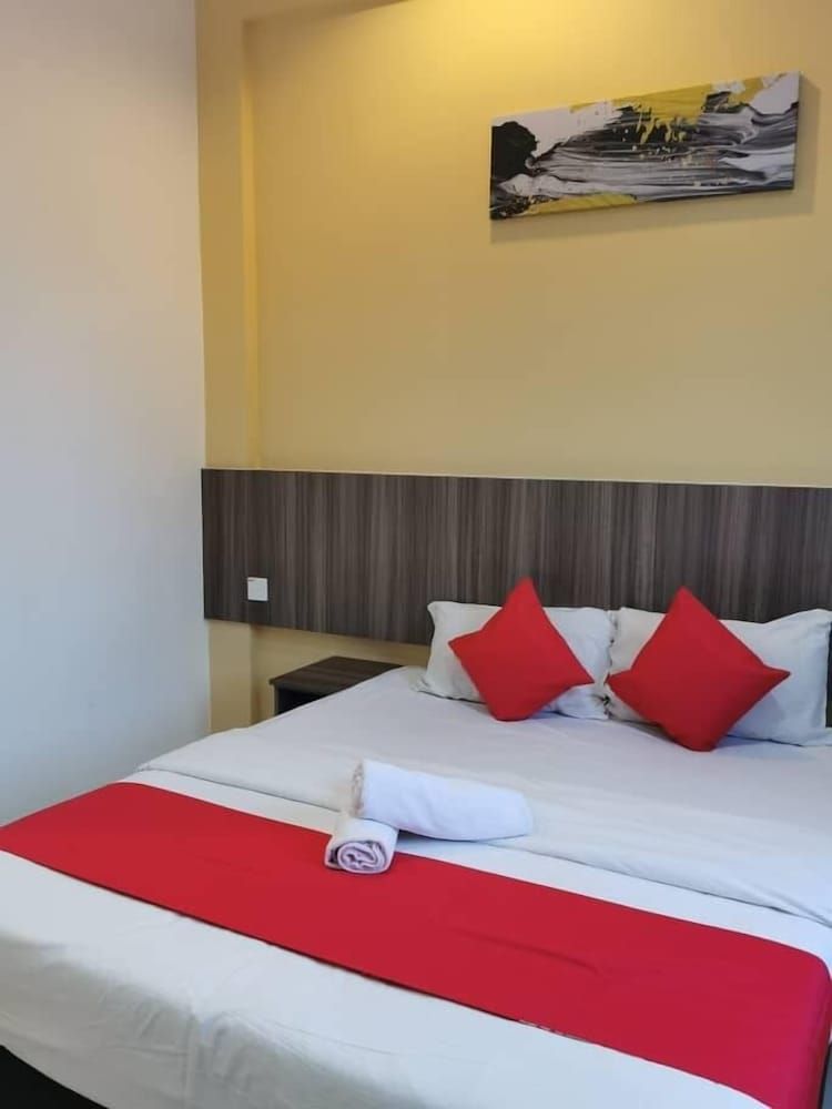 Hotel Ideal Senawang Deluxe Double Room