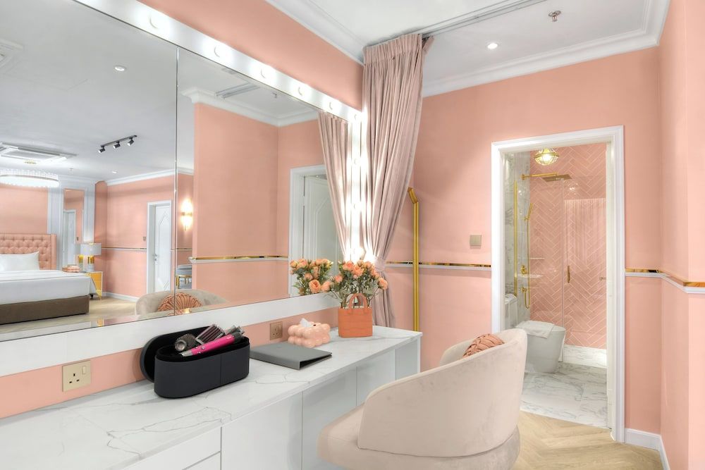 undefined The Granite Luxury Hotel 7