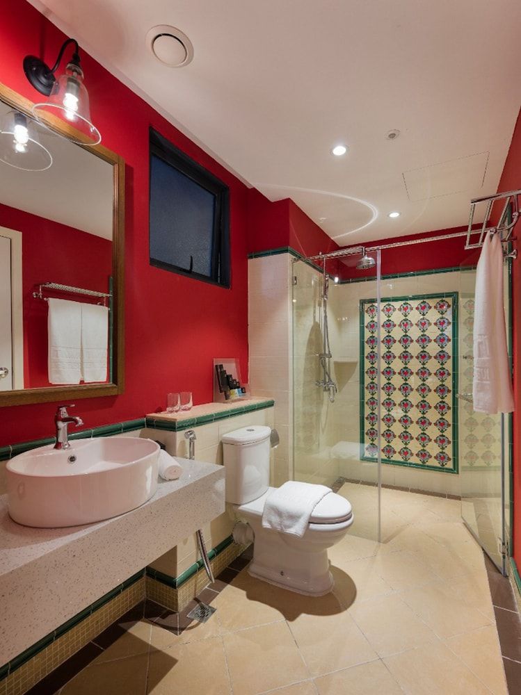 The Granite Luxury Hotel The Baroque Suite 3