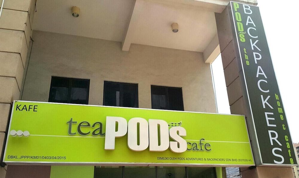 undefined PODs The Backpackers Home & Cafe 3
