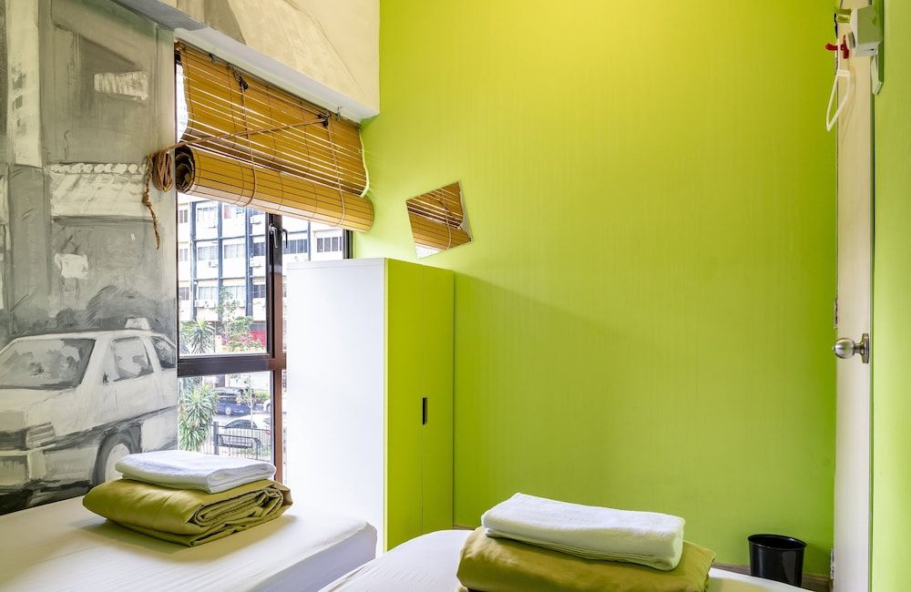 undefined PODs The Backpackers Home & Cafe 9