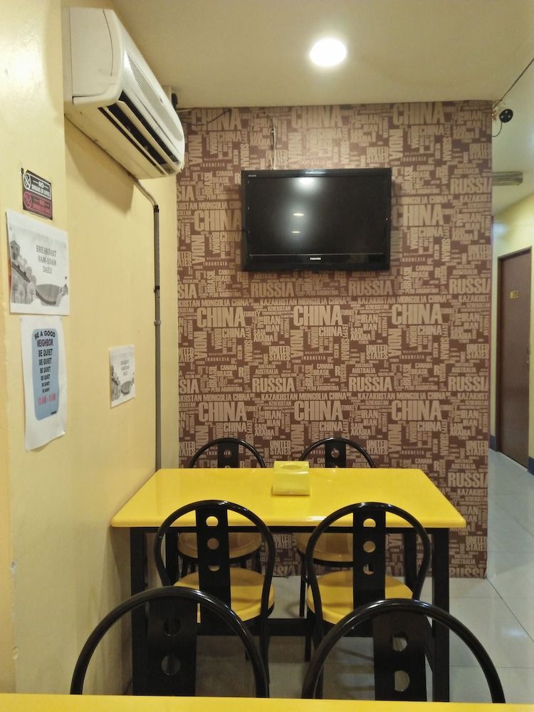 undefined Hotel Pudu 88 2