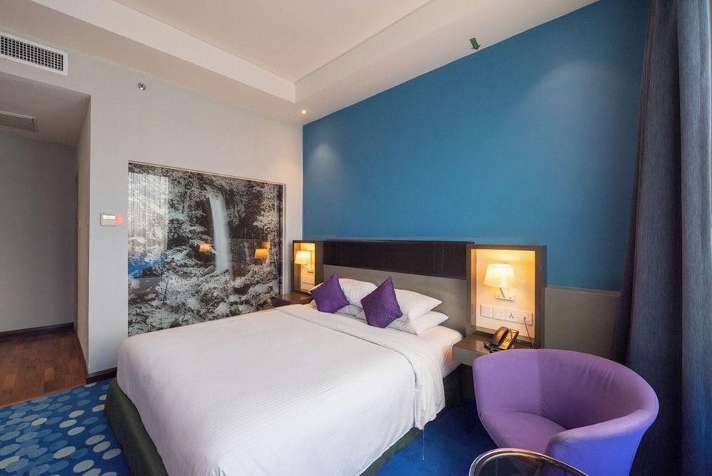 Suite Queen Room