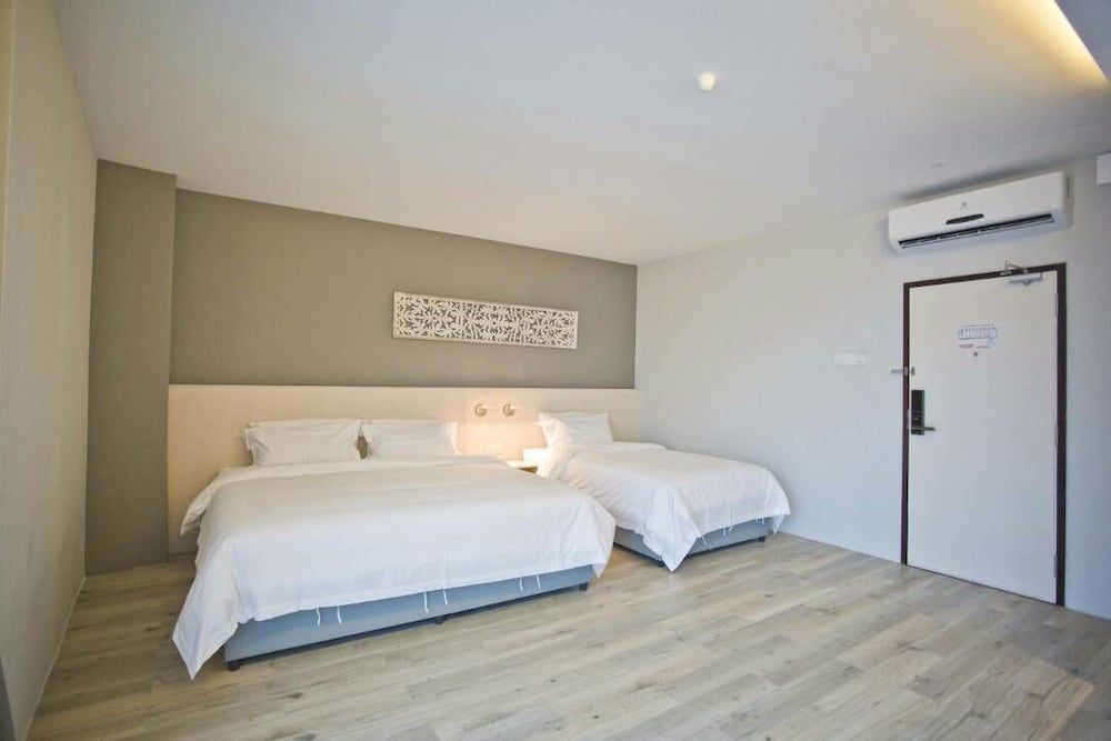M+ Boutique Hotel