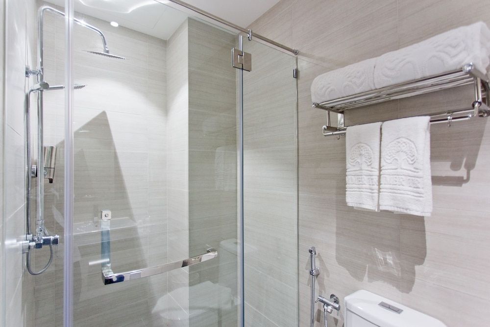 Summer Tree Hotel Penang Family Room, 2 Bedrooms, Connecting Rooms, City View 5