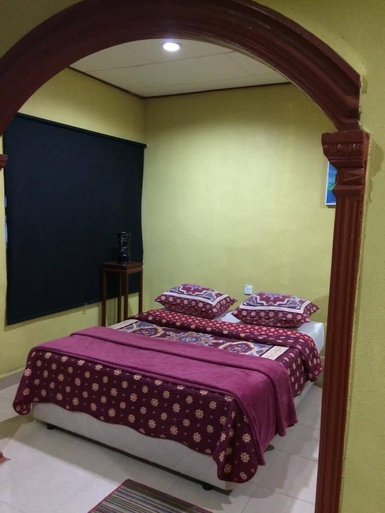 Bohok Guest House Family Room 3