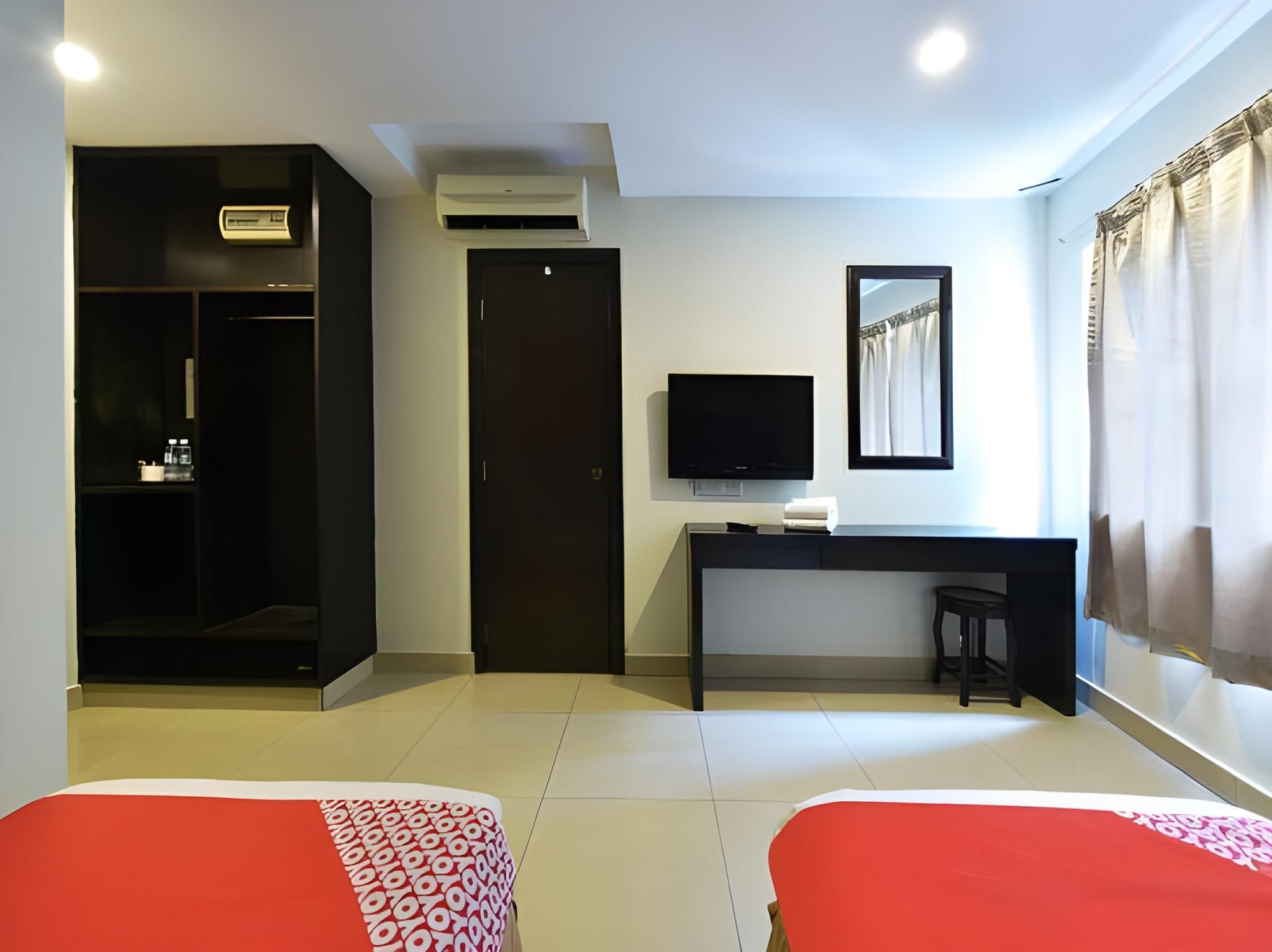 undefined Hotel O D Nice Inn Hotel 6