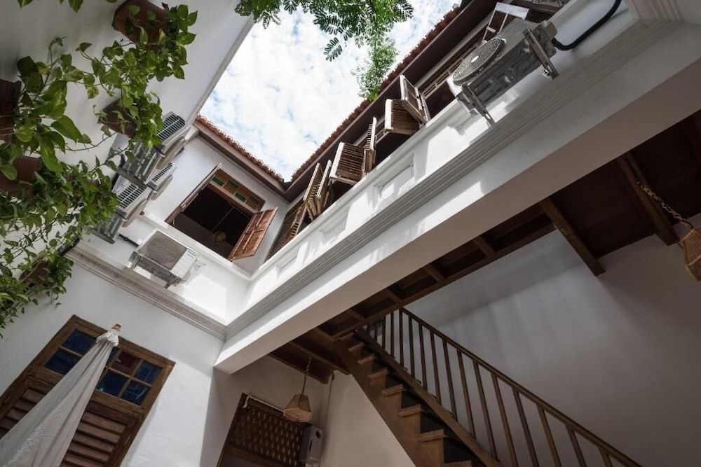 undefined Rope Walk Guesthouse - Hostel 8