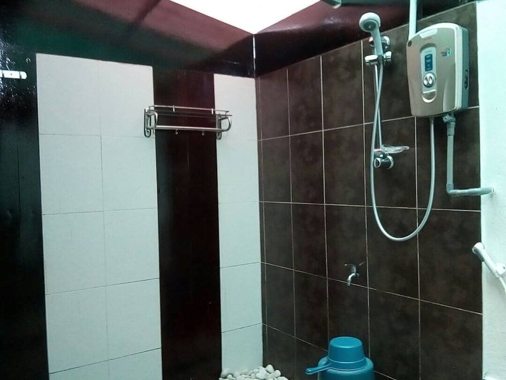 J Residence Superior Twin Room 9