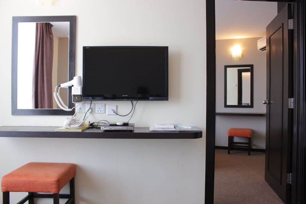 Paradise Spa Hotel Family Room 4