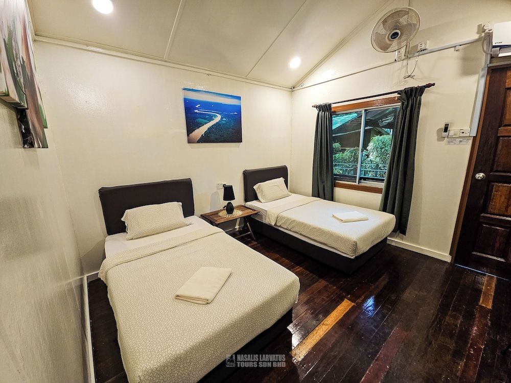 Twin Room (2 Days & 1 Night)