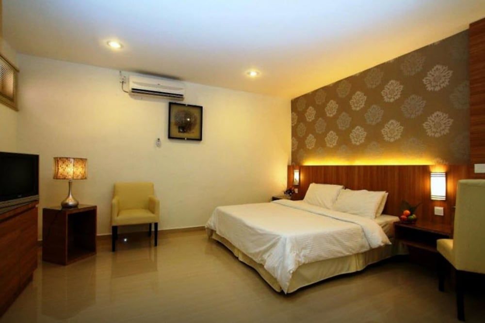 Rompin Beach Resorts Chalet, Sea View 5