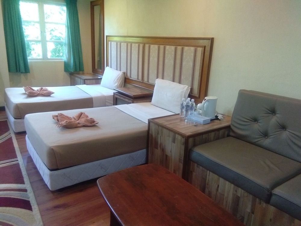 Arwana Inn Family Executive 4