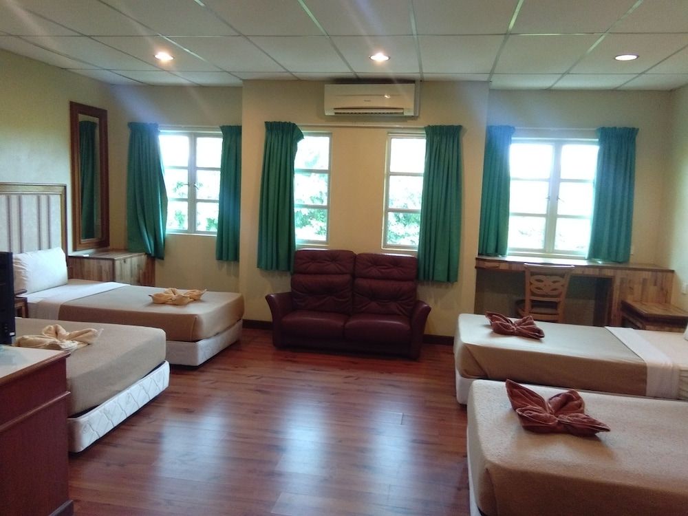 Arwana Inn Family Executive 2