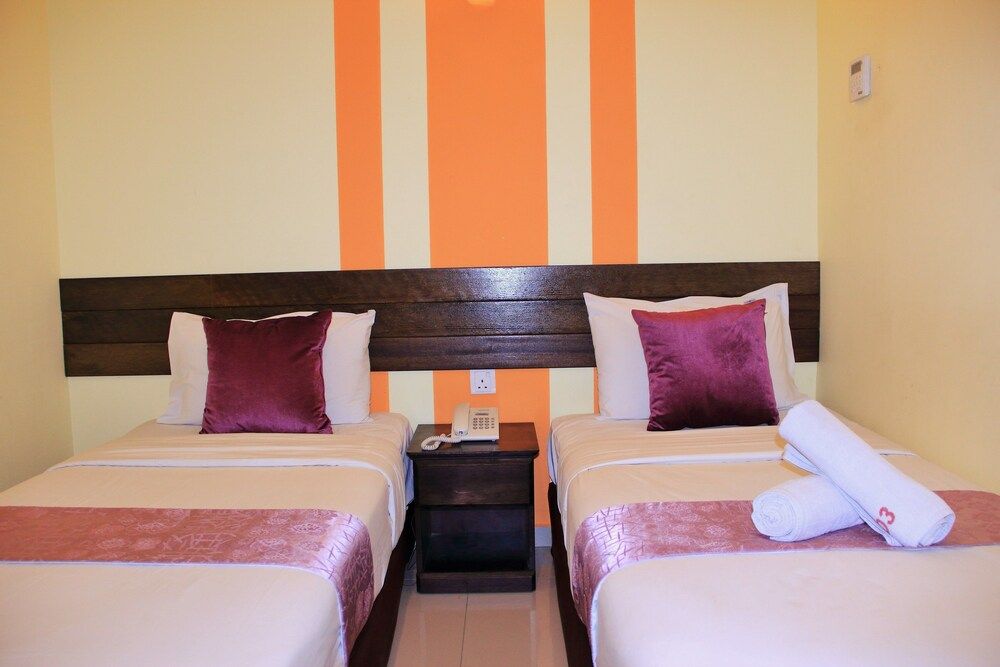 Sun Inns D'mind 3 Seri Kembangan Family 4 Window - Connecting Room