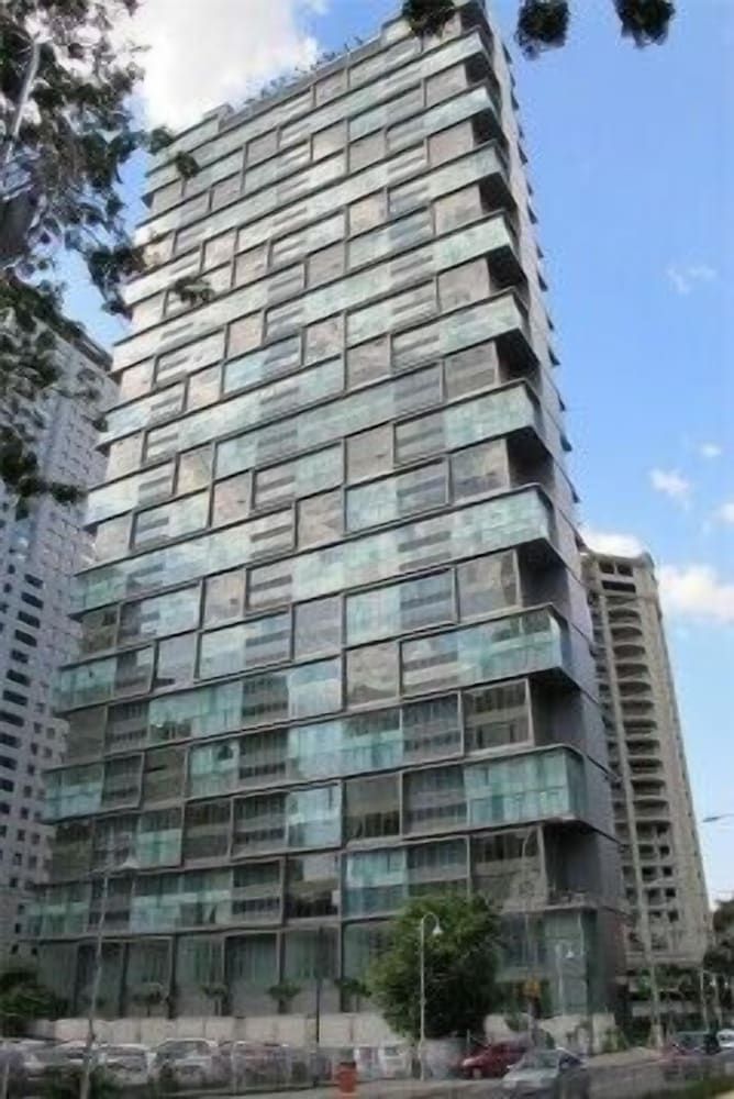 undefined VIPOD Suites KLCC by Luxury Suites Asia 5