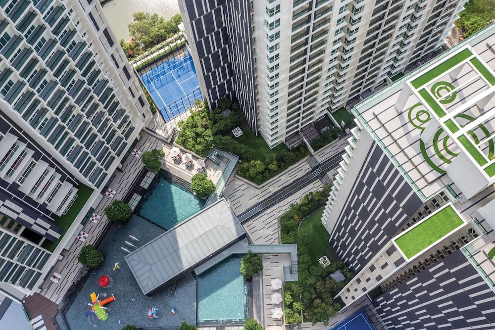 undefined The Shore Hotel & Residences 5