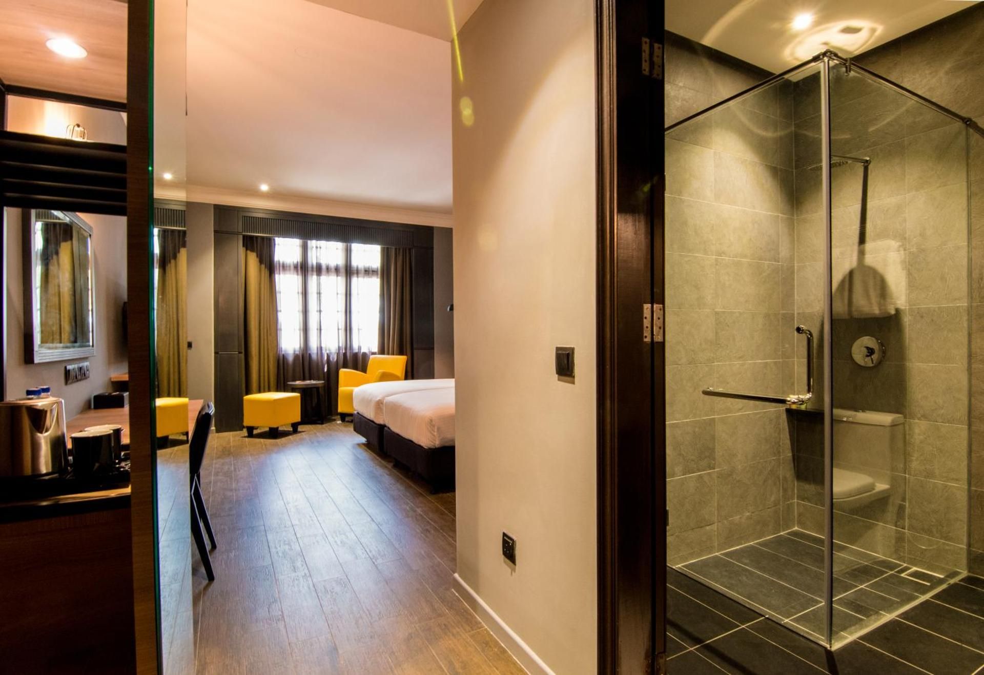 Deluxe - Newly Renovated