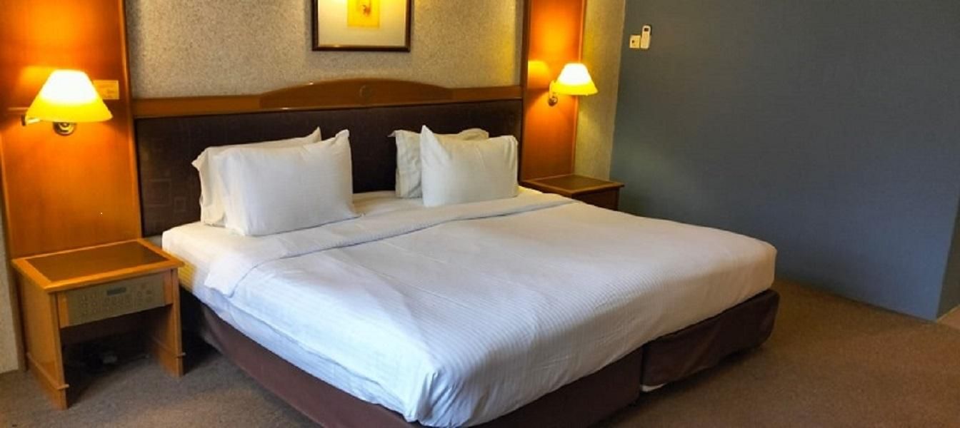 Deluxe Super King Room