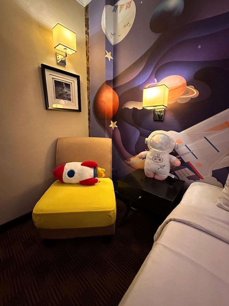 undefined Merchant Hotel 6