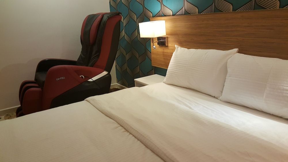 undefined Sovotel Boutique Hotel at Uptown 101 7