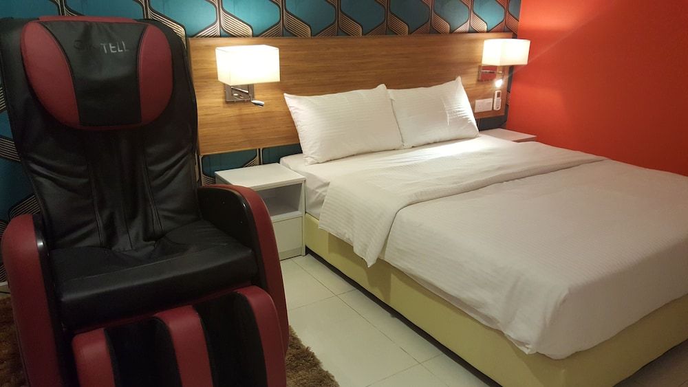 undefined Sovotel Boutique Hotel at Uptown 101 4