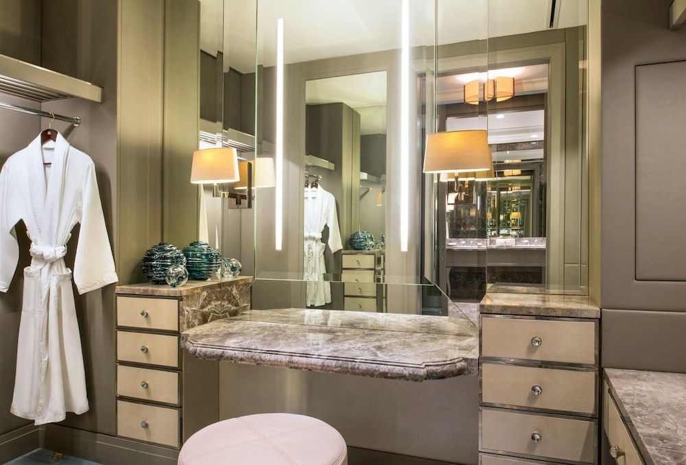 The St. Regis Kuala Lumpur Room, 2 Queen Beds 8