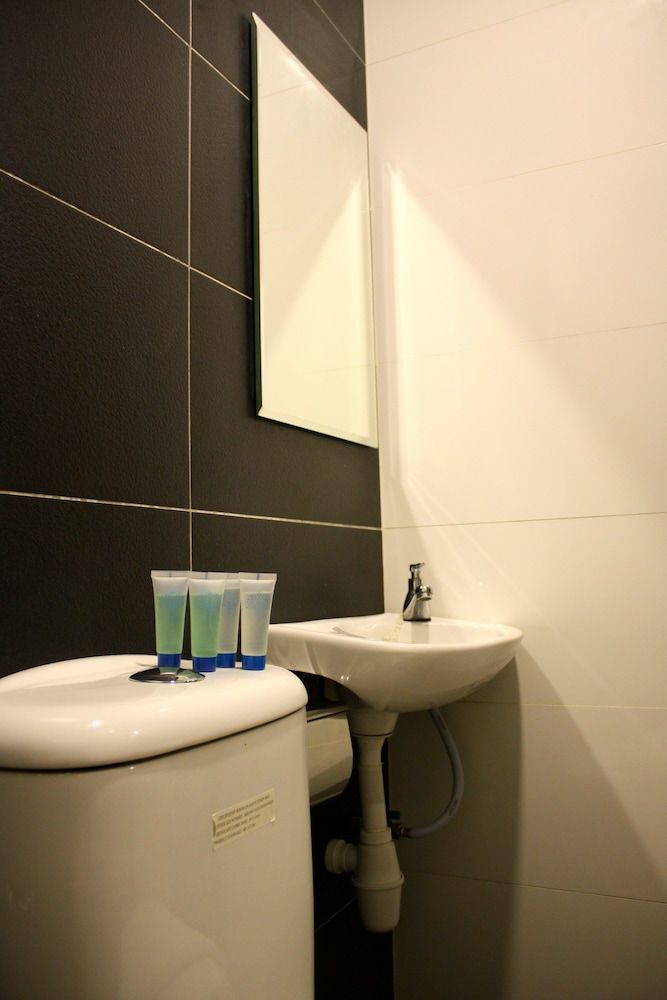 Vio Hotel Double Decker Room 5