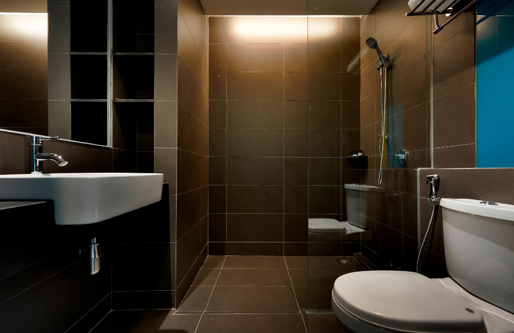 KIP Hotel Kuala Lumpur Deluxe Room 3