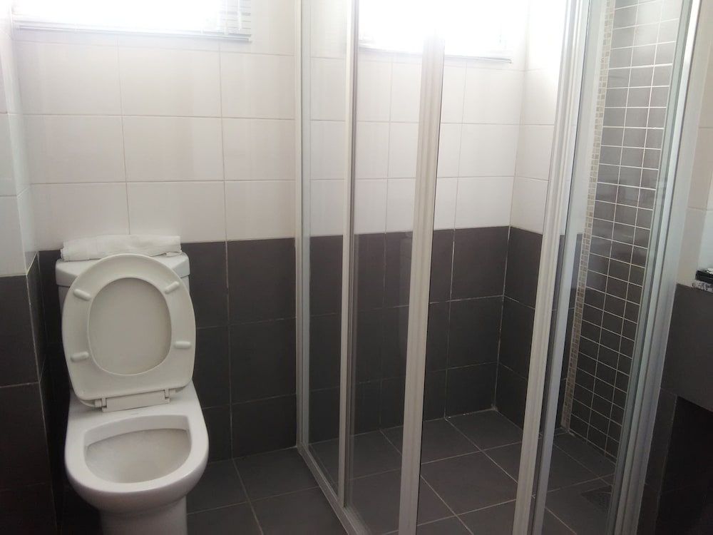 Grand Medallion Hotel Room (Super Suite) 9