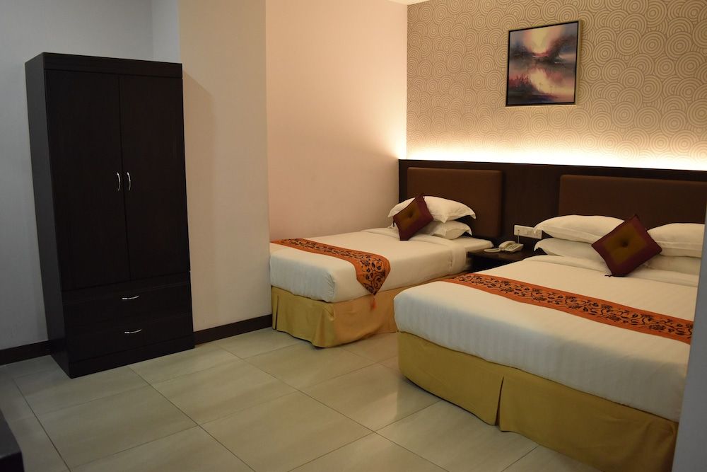 undefined Sunrise Hotel 9