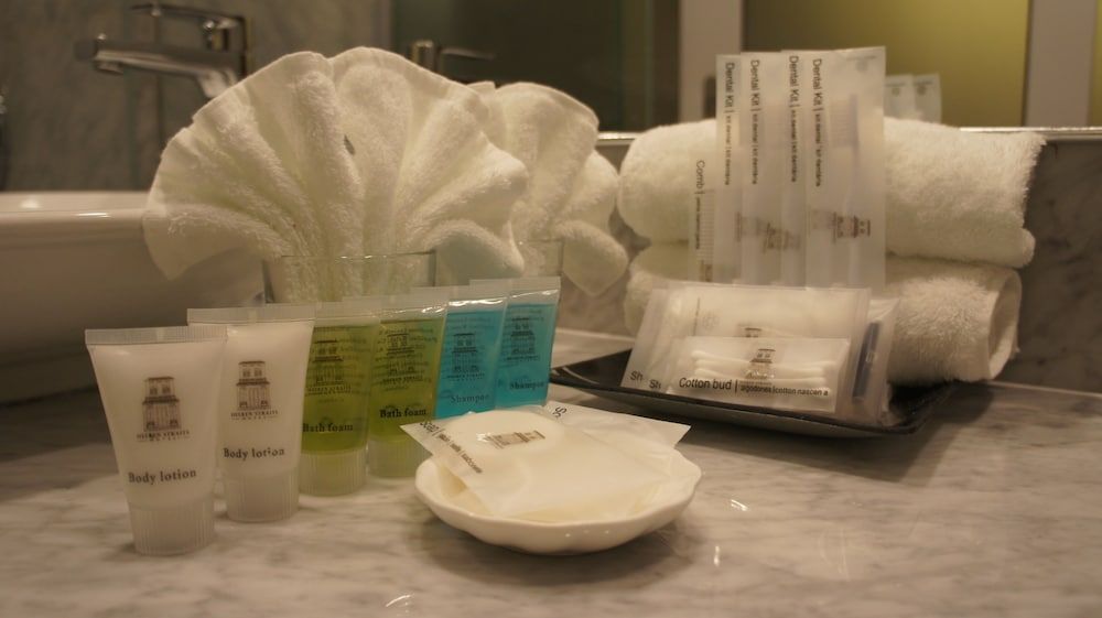 Heeren Straits Hotel Junior Room (No Window) 6